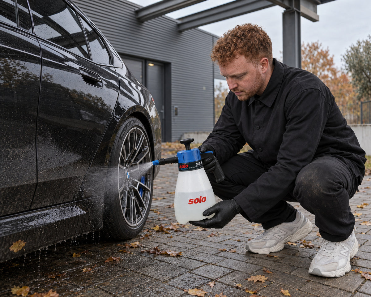 Detailing1 Hero: Pressure sprayers — choosing the right pressure washer, pre-wash at 3 bar instead of high pressure (Desktop)