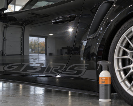 Detailing1 paint inspection — fine hologram haze around the spot reflection on a Porsche 911 GT3 RS, Koch-Chemie Pps