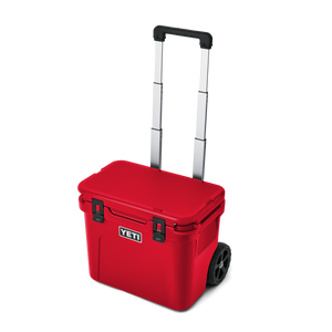 YETI Roadie® 32 Kühlbox auf Rädern Rescue Red